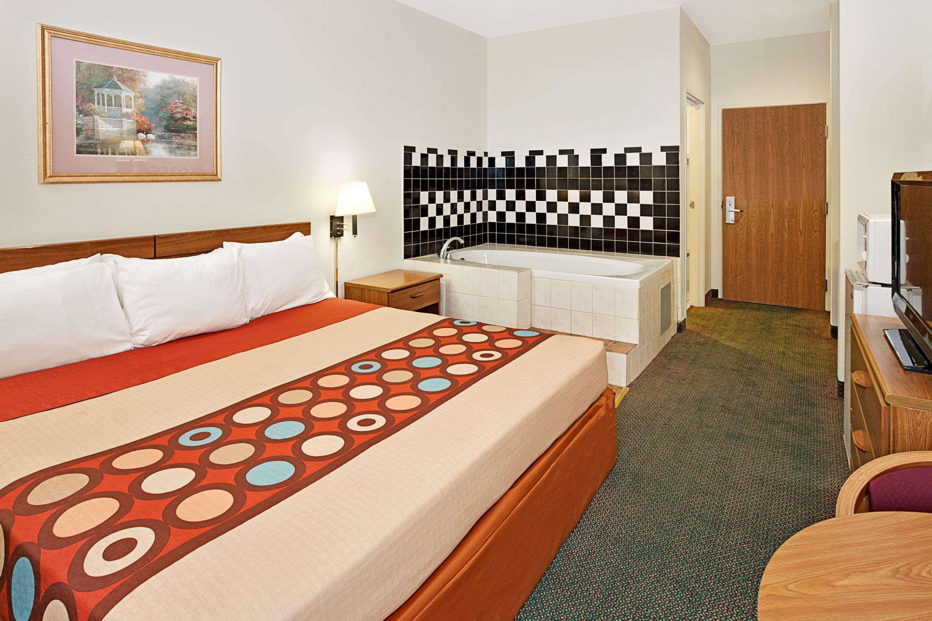 Hotel Super 8 By Wyndham Hampshire Il Extérieur photo